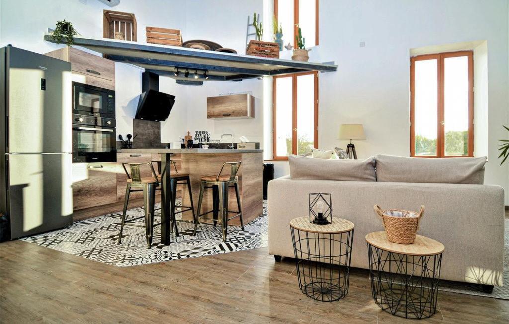 Industrial Loft Centre Orange Clim Wifi Orange (Vaucluse)