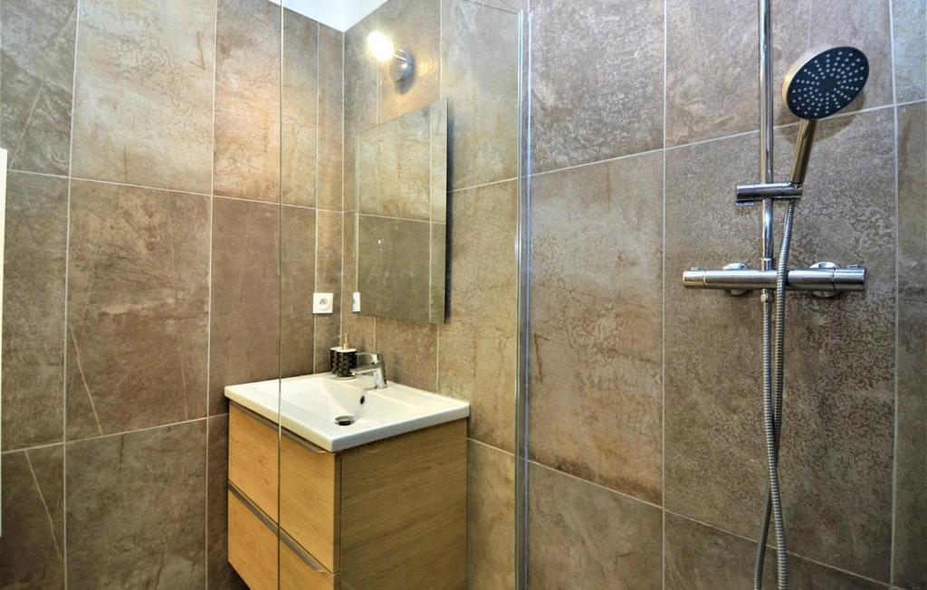 Industrial Loft Centre Orange Clim Wifi Orange (Vaucluse)